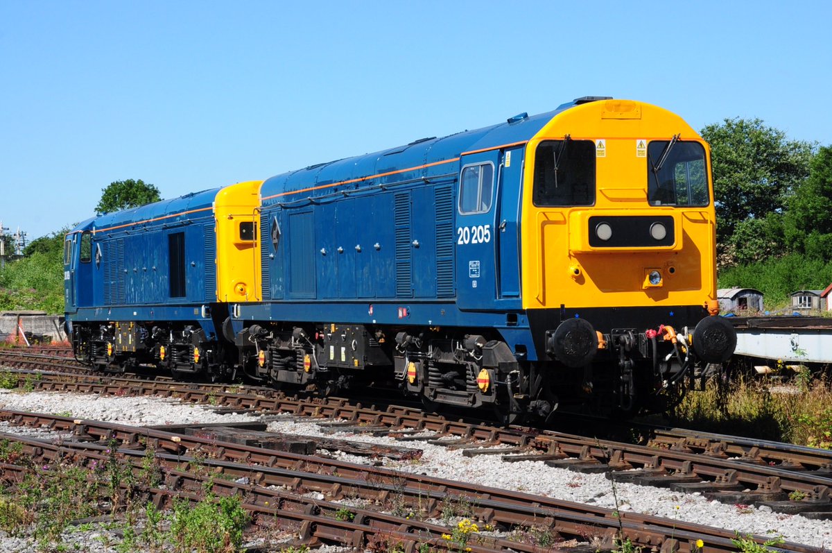 Edward Thompson™️ tweet media