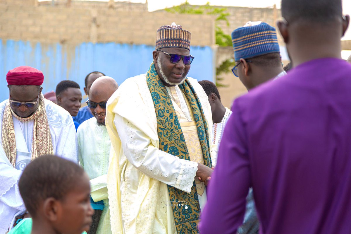 jack_barham__'s tweet photo. Eid Mubarack 
Cheikh Abdoul Bakhi Hassane Déme &amp;
𝐎𝐮𝐬𝐭𝐚𝐳 𝐀𝐥𝐢𝐨𝐮 𝐍𝐝𝐚𝐨 𝐀𝐥’𝐇𝐚𝐬𝐬𝐚𝐧𝐢_📖

#viral 
#islam https://t.co/JGlw8kQj8g