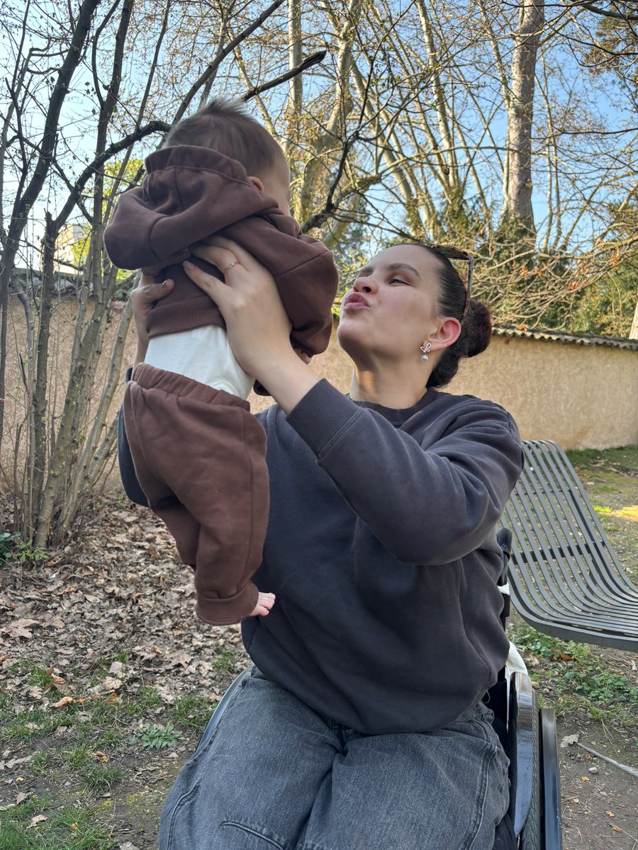 Cheïneze 🧚‍♀️ tweet media