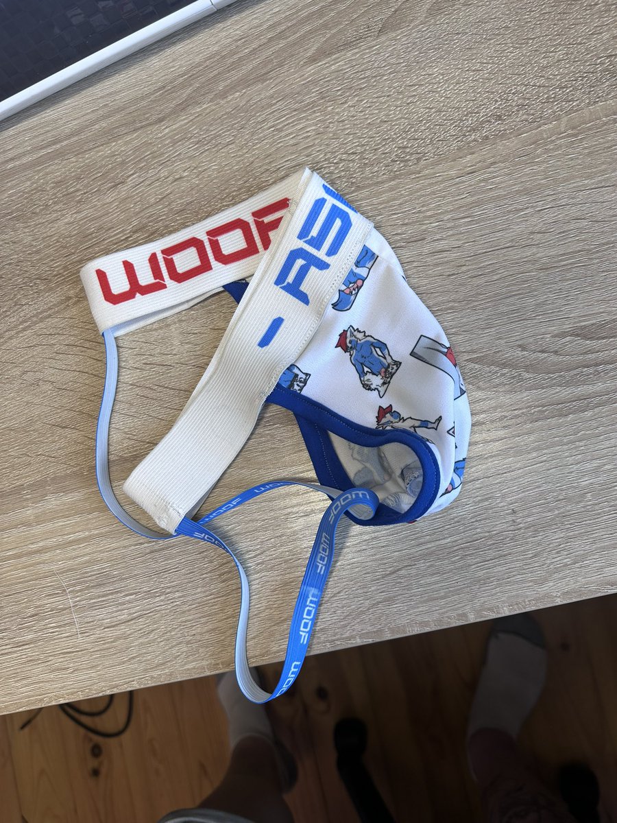 The naughty blue flooof tweet media