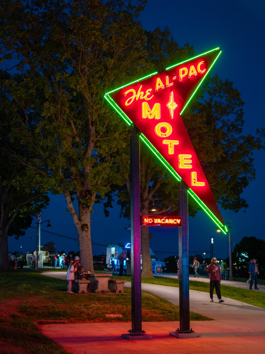 Visit Missouri tweet media