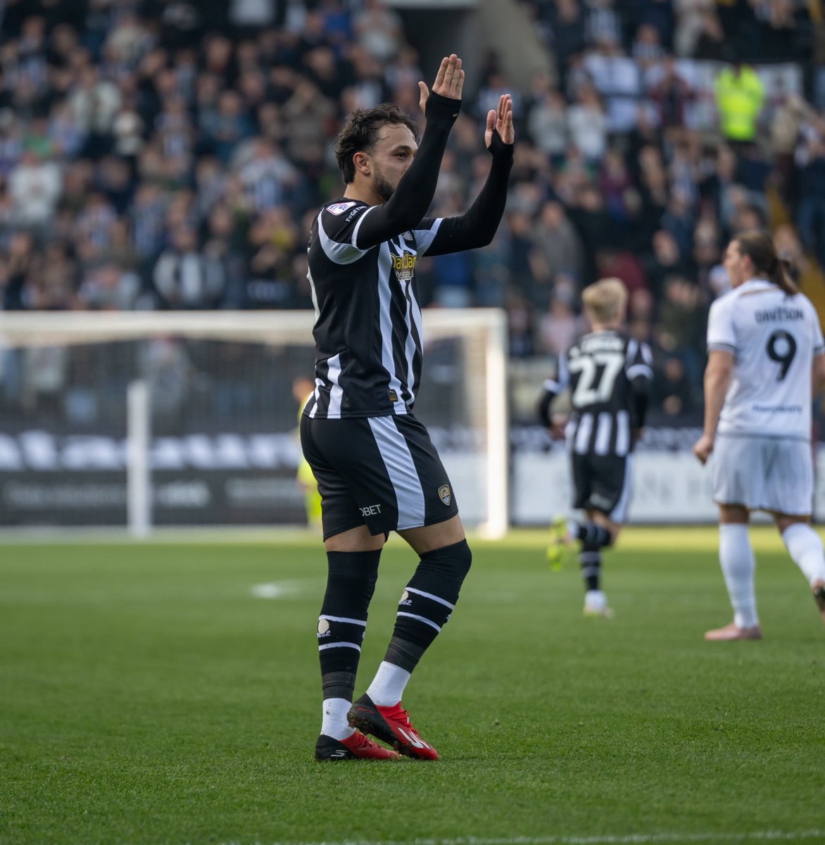 Jodi Jones tweet media