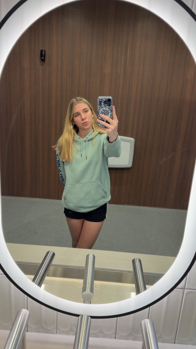 Goddess Tiffany tweet media