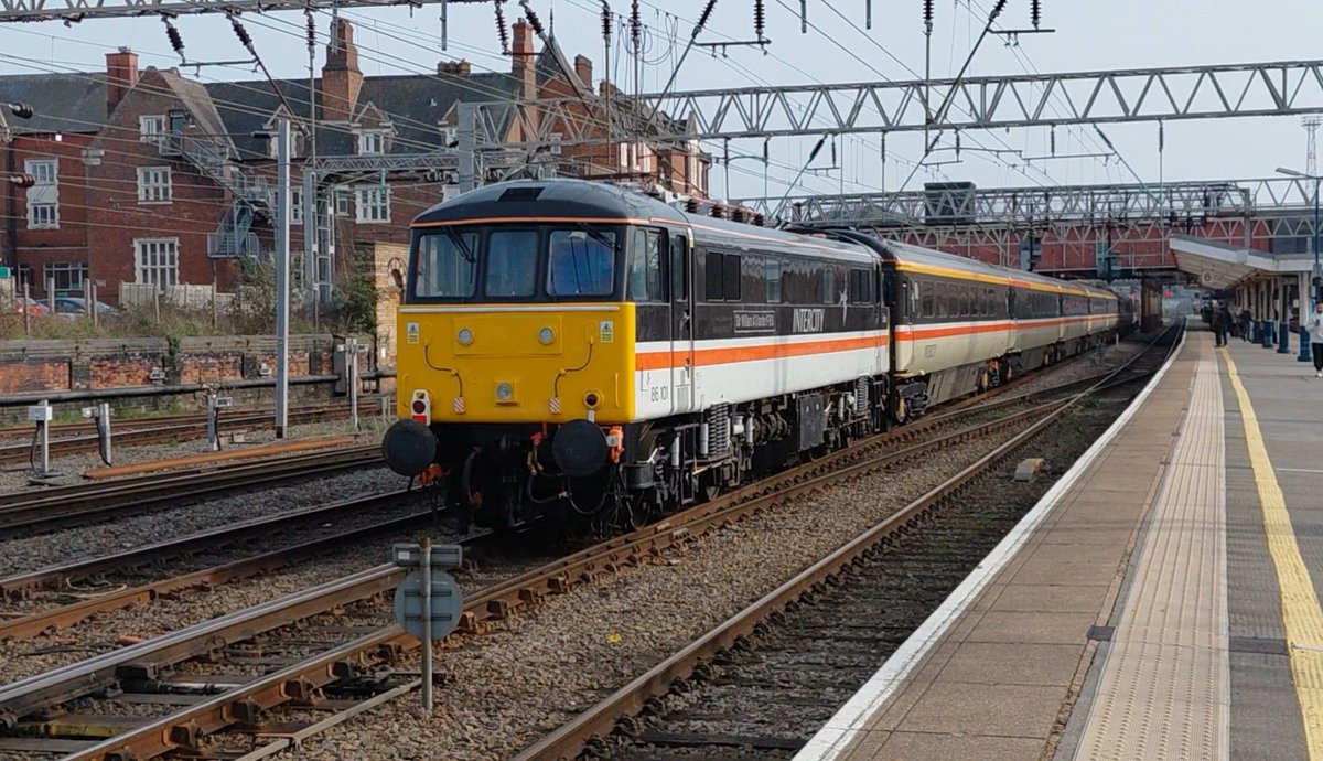 Trainiac Videos (Niki) tweet media