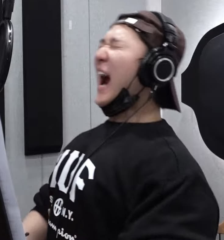 fran៹ IN RIO tweet media