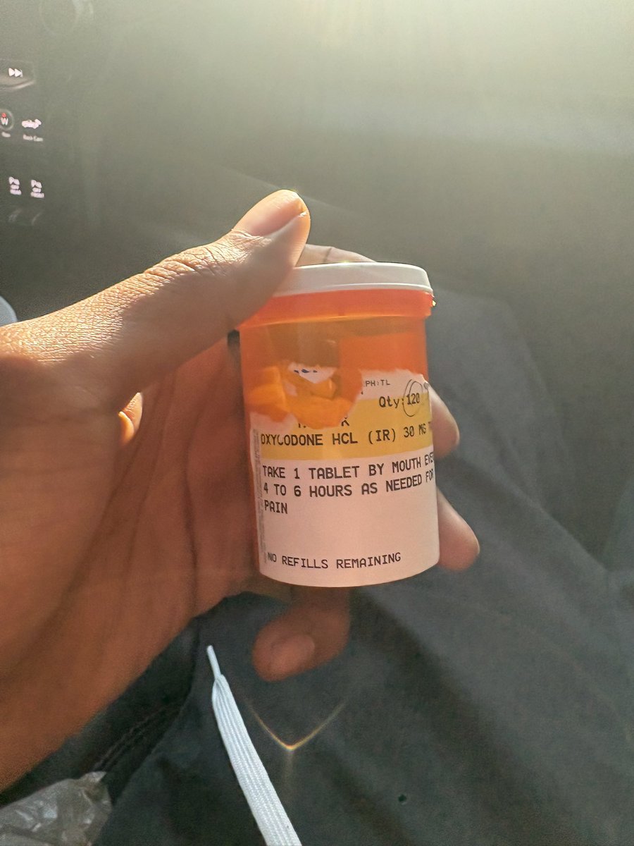 Ballout 🏚💫 tweet media