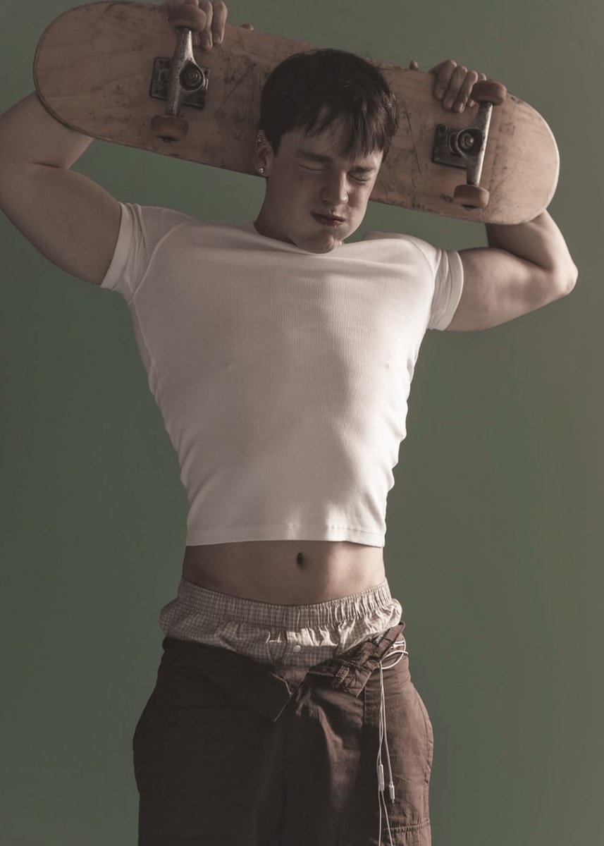 𝑬𝑴𝑰𝑳𝑳𝑰𝑨𝑵𝑶 tweet media