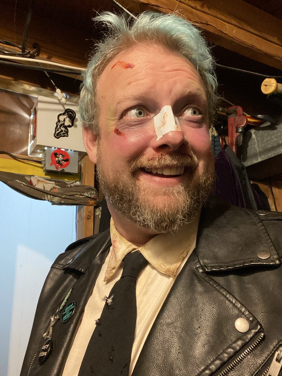 Doctor Show tweet media