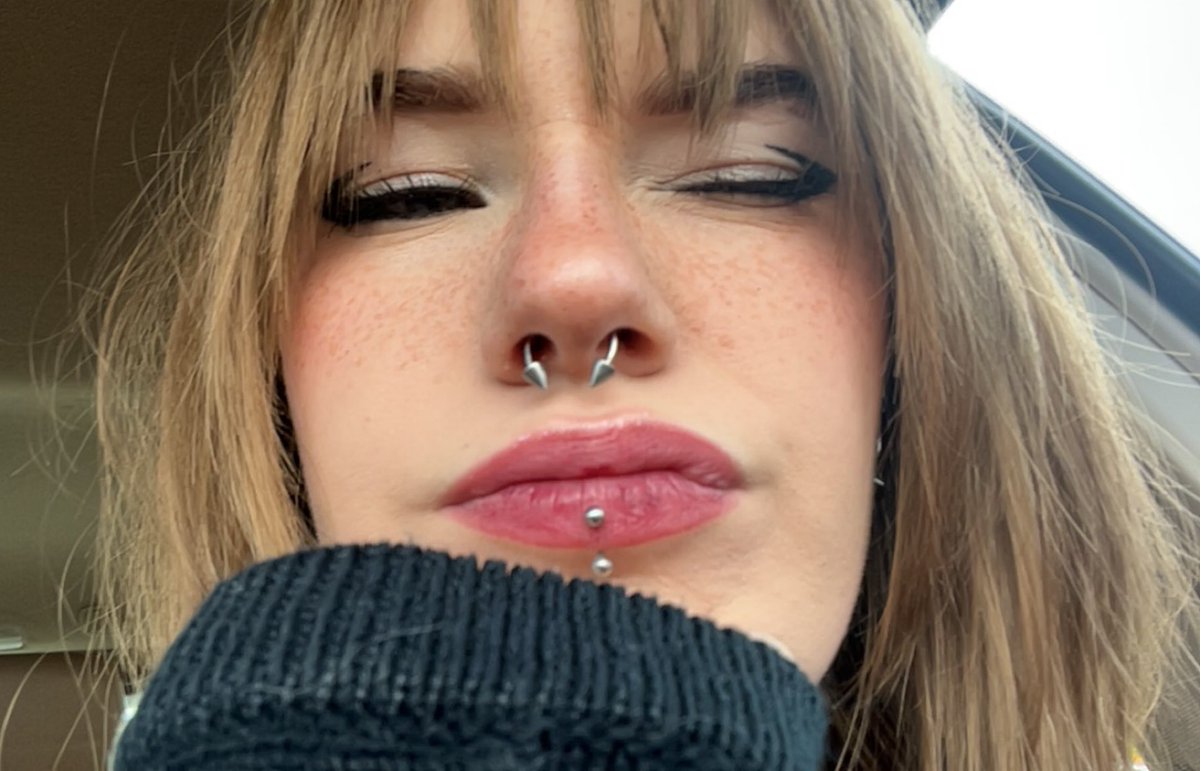 Goddess Vera tweet media