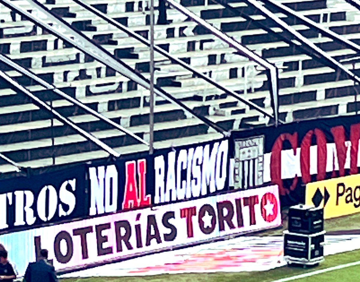 NO al racismo!