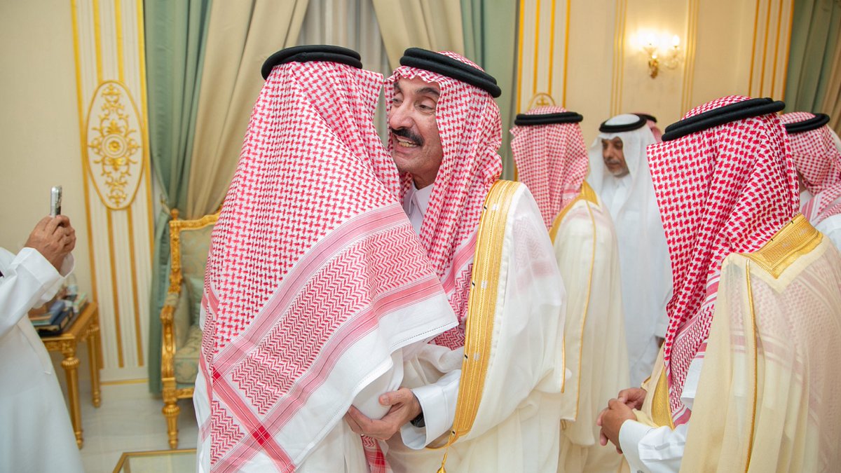 أســرة آل مـلــحــم tweet media