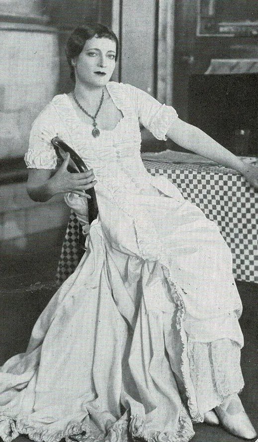 Art_VintageNH's tweet image. Peggy Wood, 1892-1978