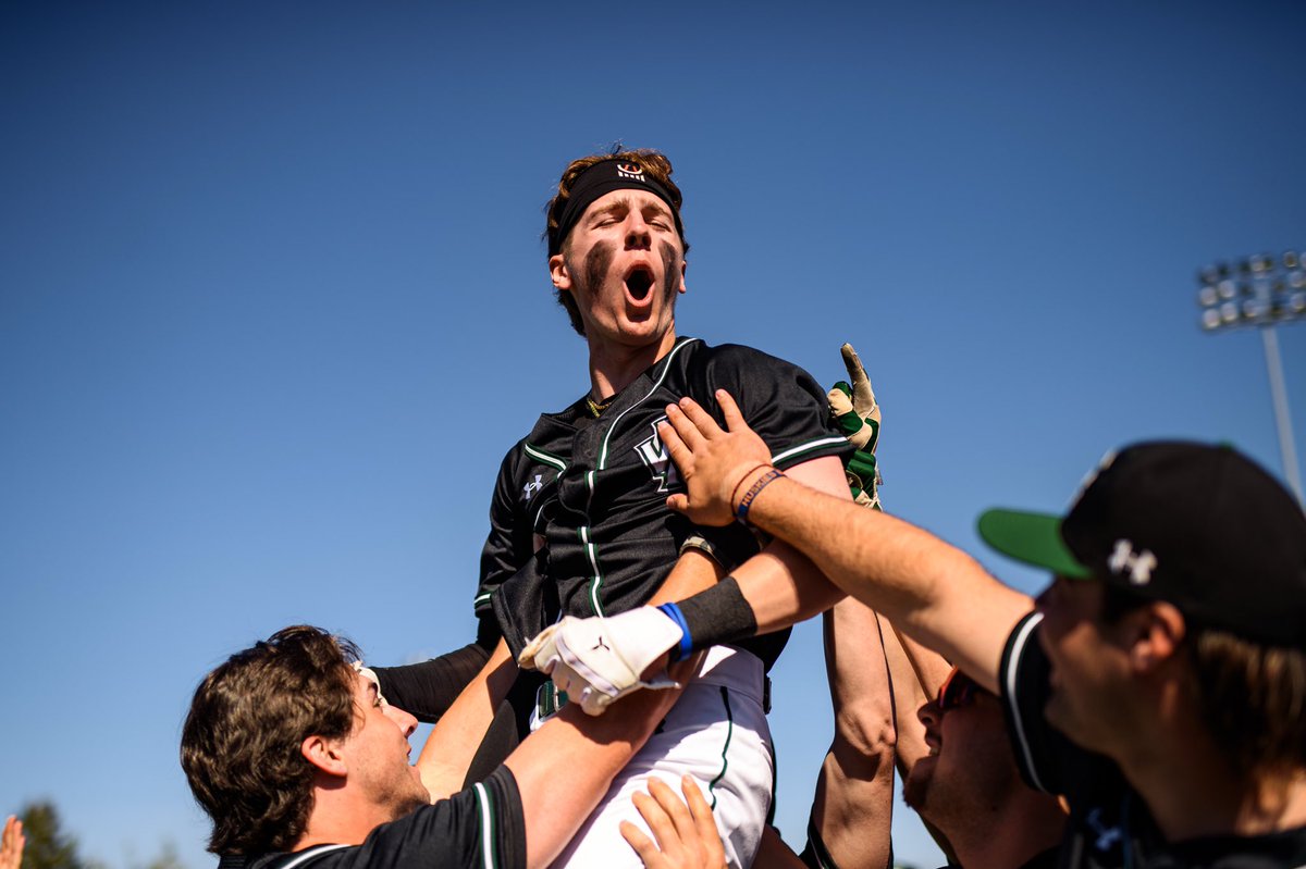 Illinois Wesleyan Athletics tweet media