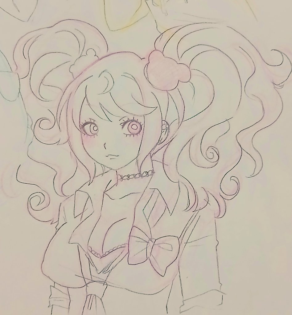 valentina tweet media