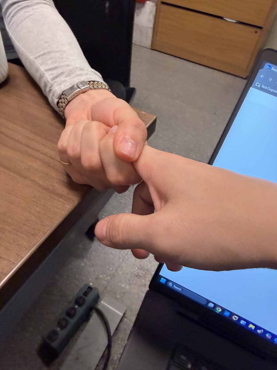 Alaska Guy tweet media