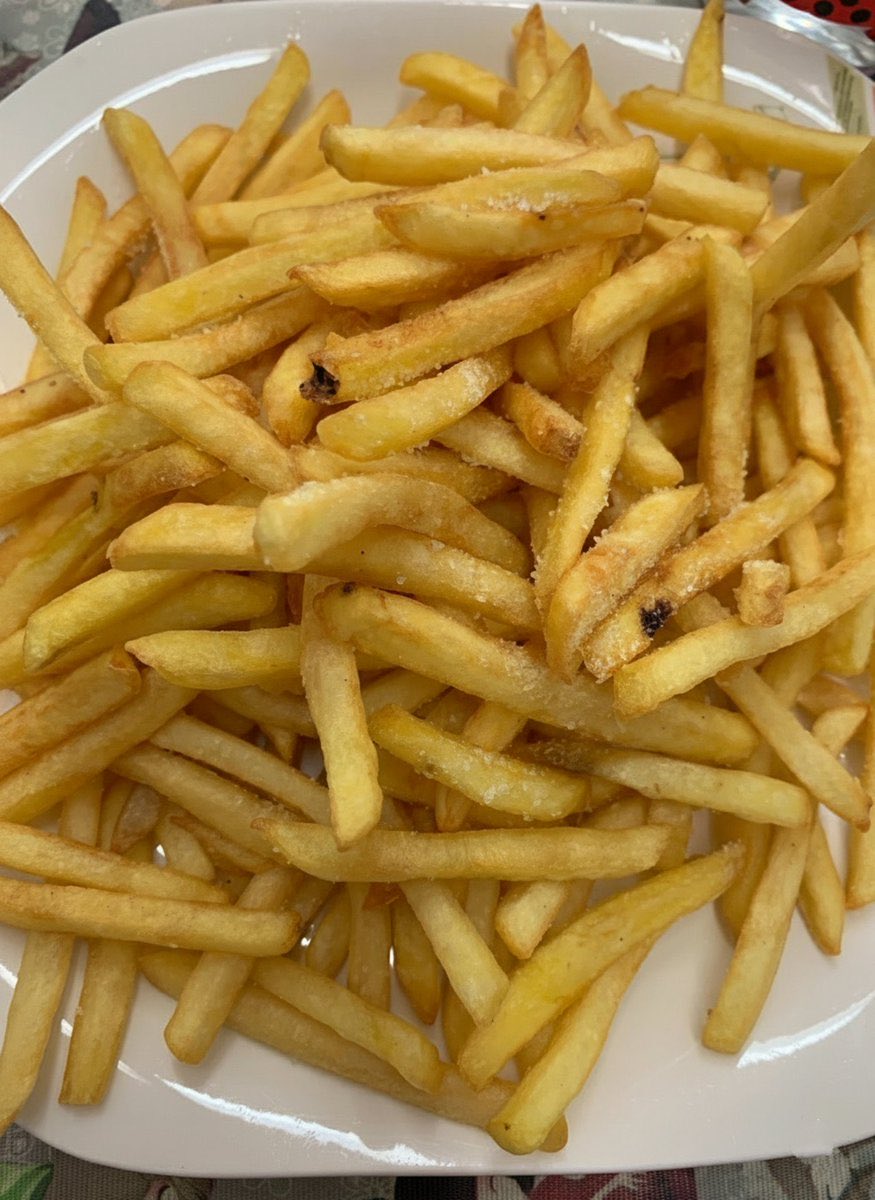 LadyValor tweet media