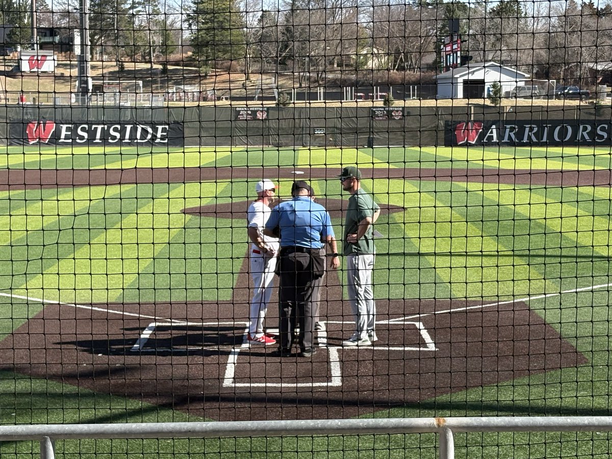 PrepBaseballNE's tweet photo. Game 2
Top ๐ Class A Matchup
#๏ธโฃ9๏ธโฃ
@LSW_BASEBALL
๐
#๏ธโฃ8๏ธโฃ
@Westside_BB
#BeSee https://t.co/tg58plTaYM