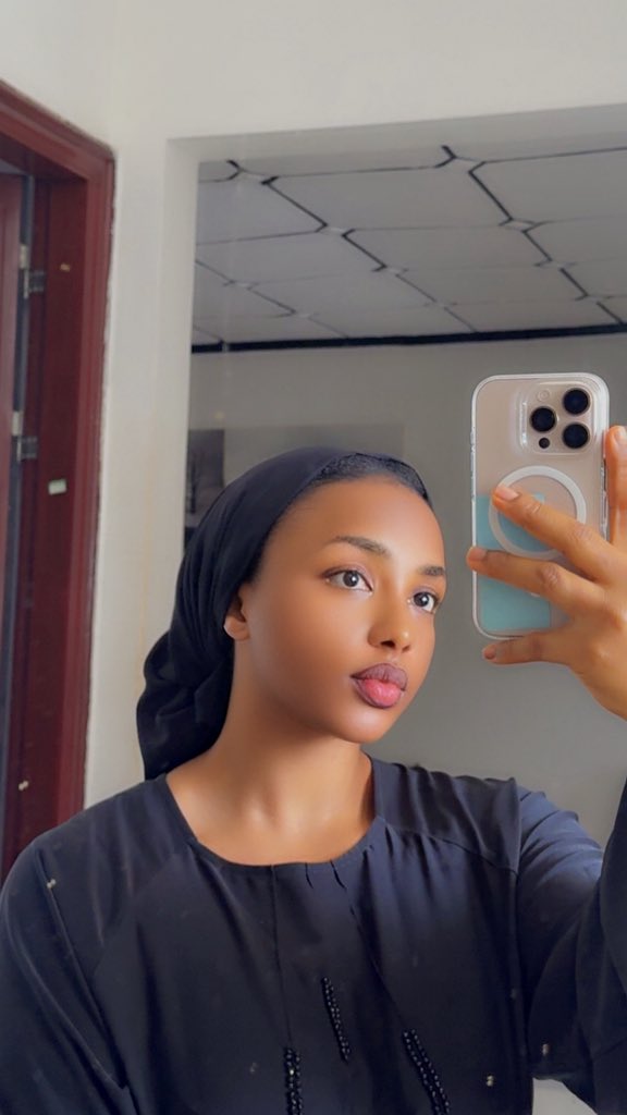 Astoumaria tweet media