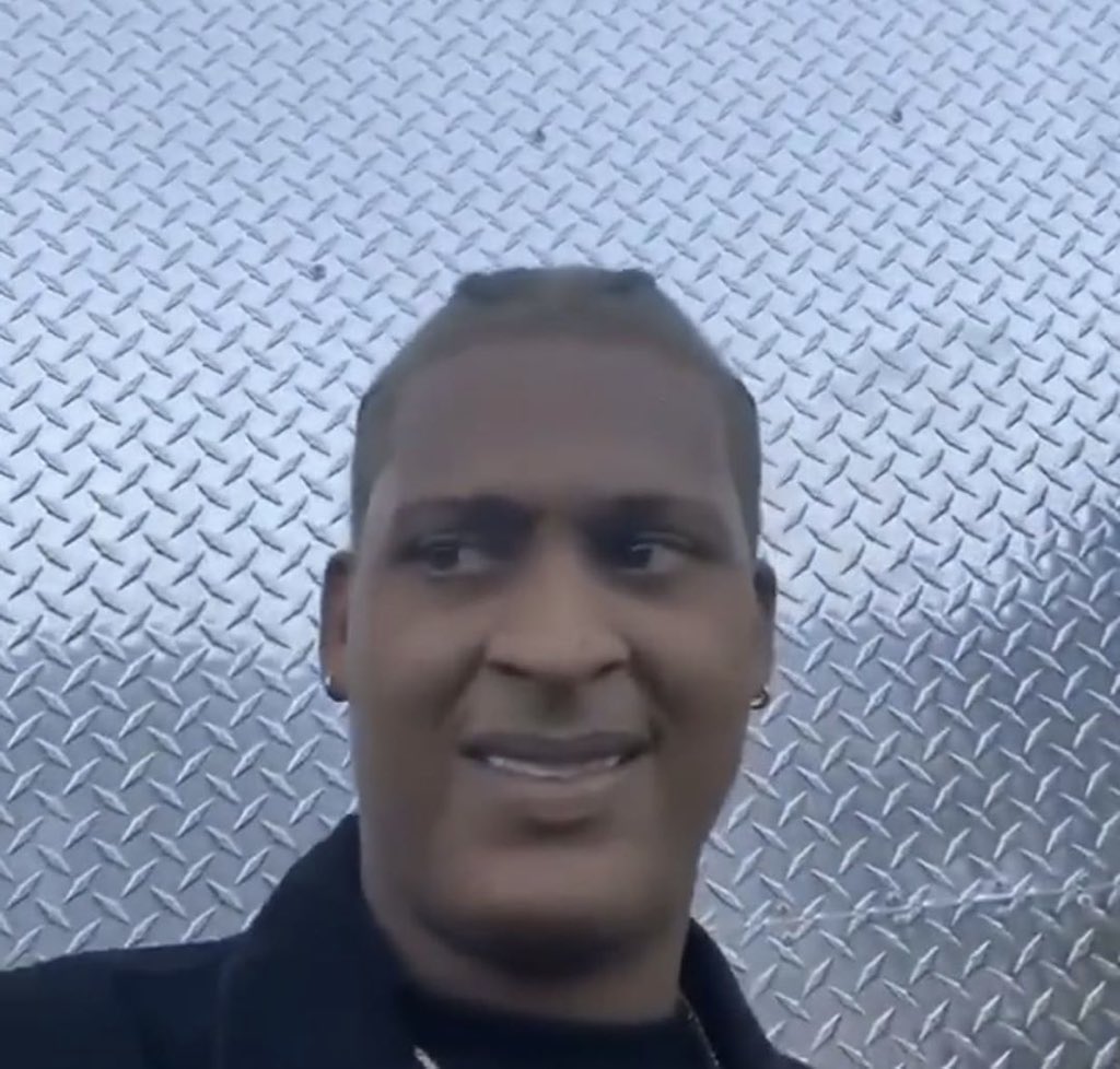 @ElPandaReport tweet media