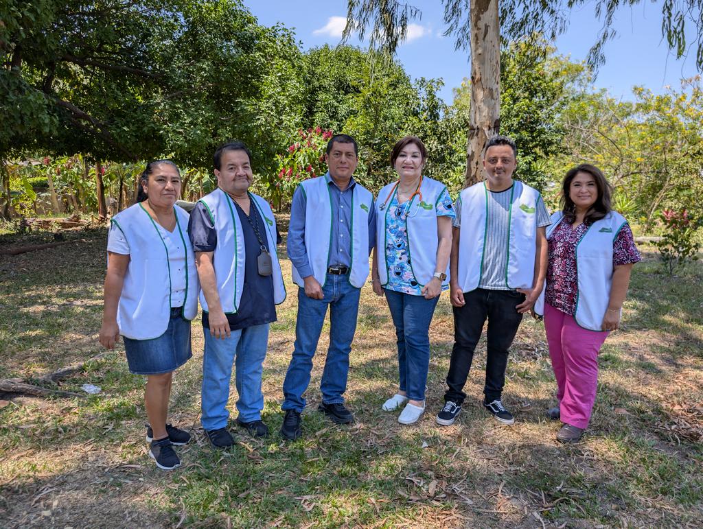 SIMETRISSS tweet media