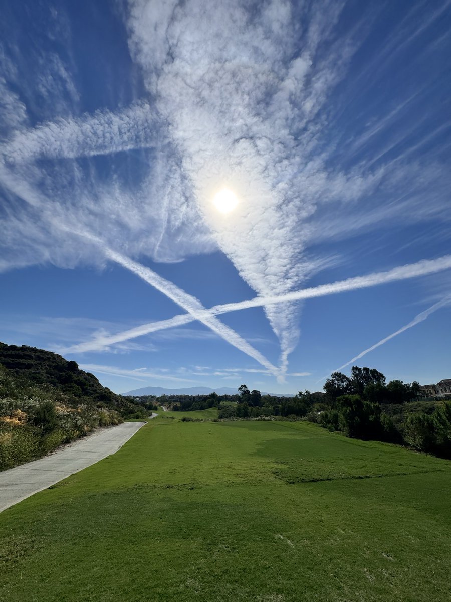 lake_ur's tweet photo. @SkipjackBaja @WindsorDebs @Demo2020cracy Yorba Linda this morning https://t.co/qvwZAgcV0t