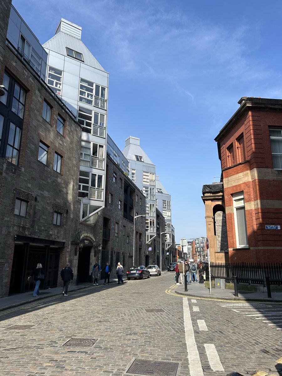 Fergie Mac tweet media