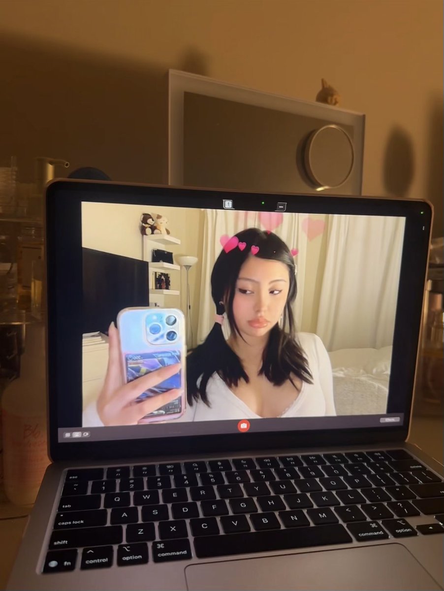 moonlightbae tweet media