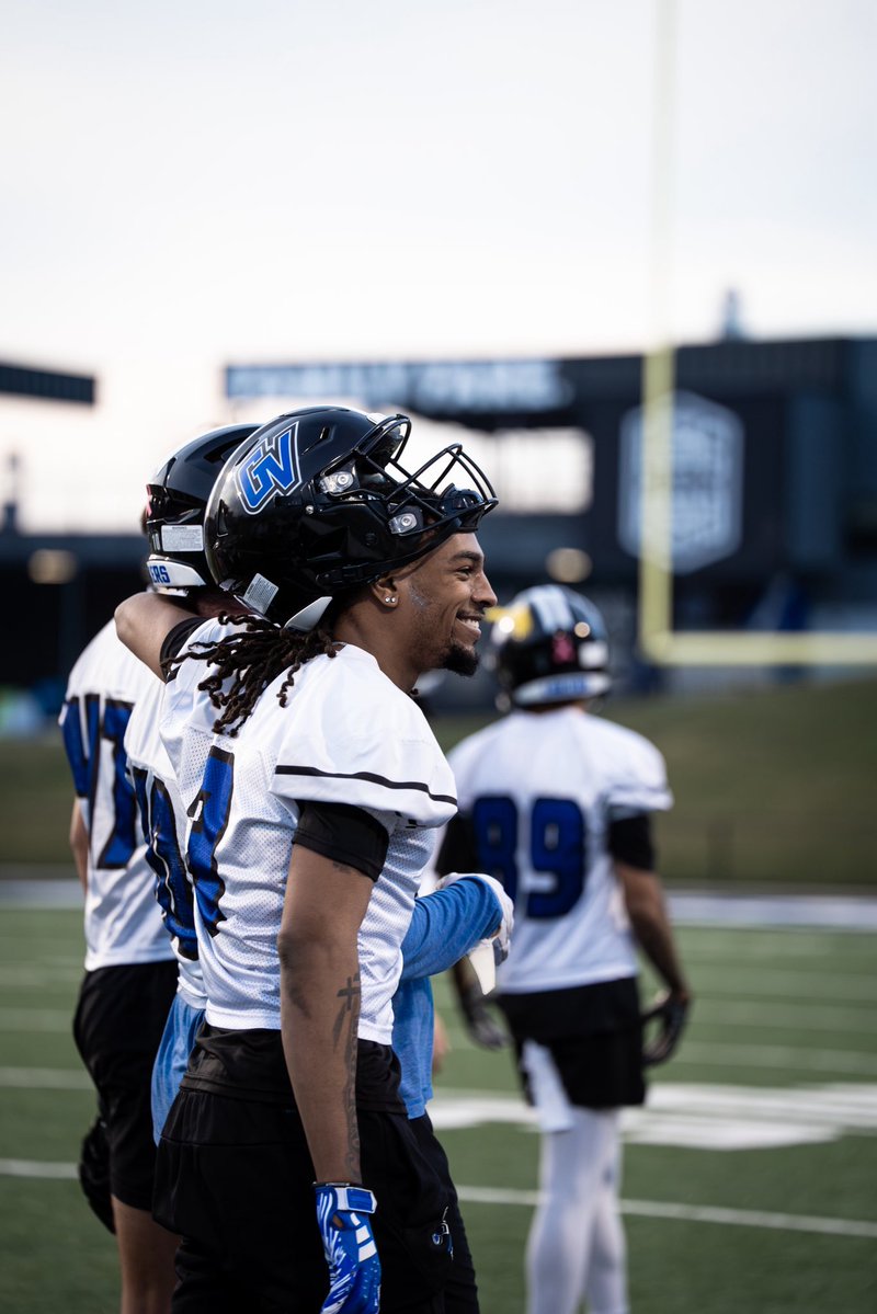 GVSU Football tweet media