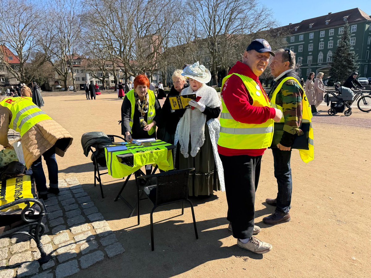 Ruch Obrony Granic tweet media