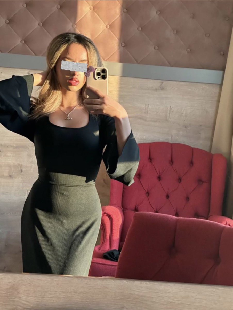 Hips don’t lie. That’s why you keep paying attention (and paying me) 😛.
#findom #findomnl #paypignl #domme #worship #geldslaaf #tikkieslaaf #dominatrix #beta #financialdomination #cashslave