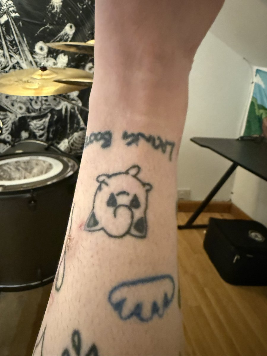 Findom Queen Emily tweet media