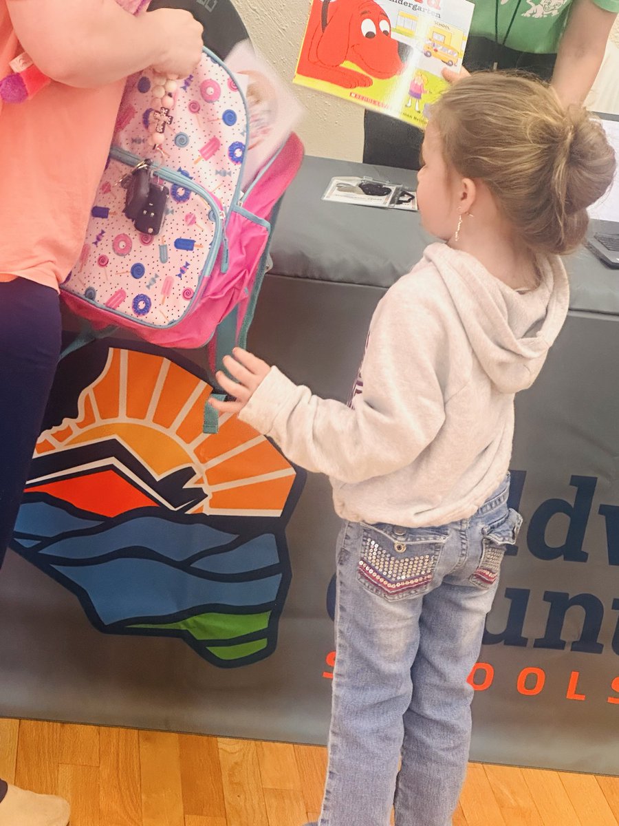 Lisa Hughes Thomas tweet media