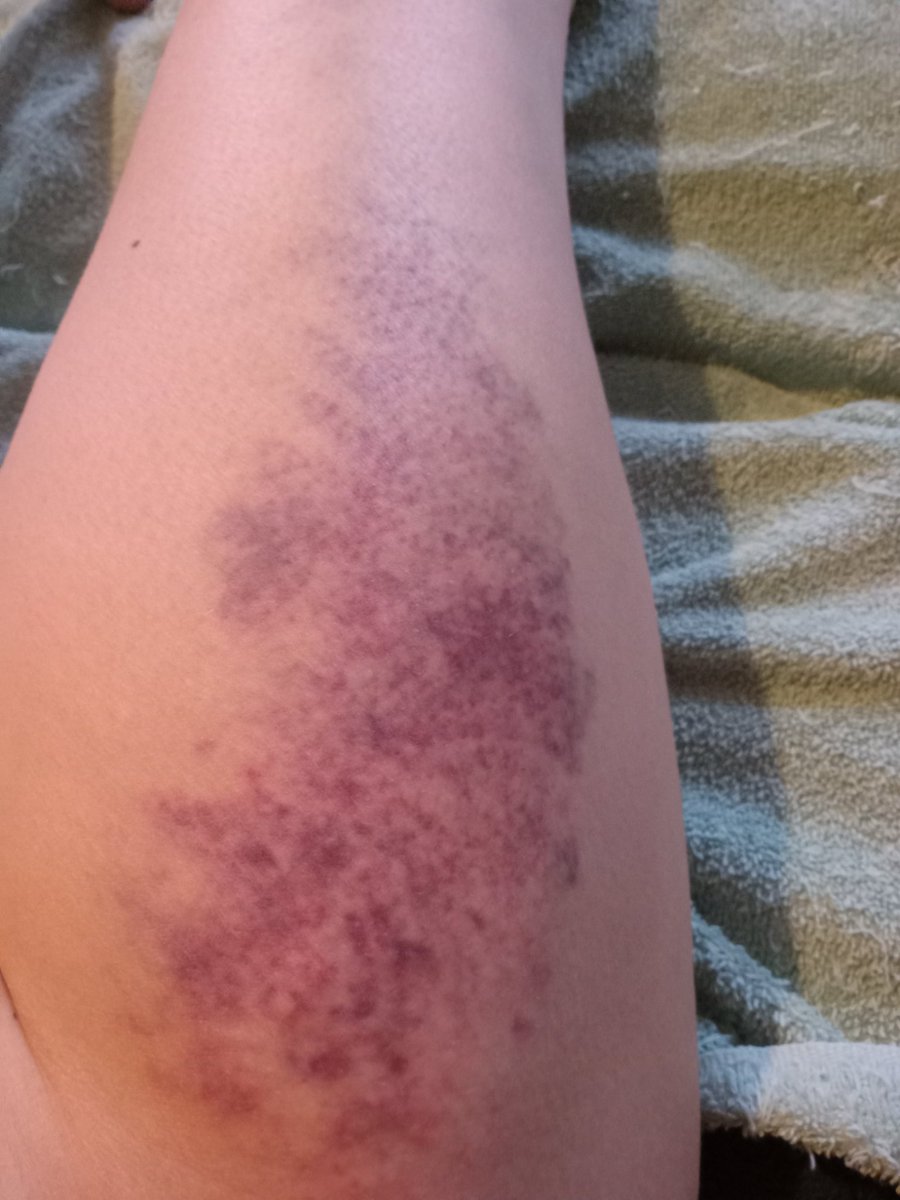 Alluring Ali tweet media