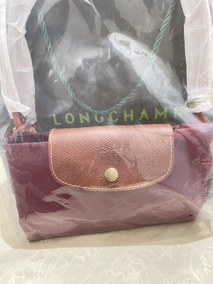 macalatt333's tweet photo. guys wts longchampe size L baru beli akhir tahun des 2025, pemakaain sekali, siapa tau berminat harga nego tipis” https://t.co/fetFwZOVeG