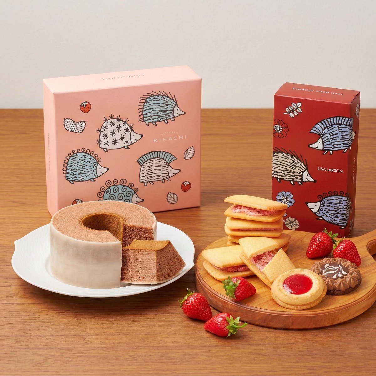 キハチ × リサ・ラーソンの春スイーツ🍓】 ◯苺のバームクーヘン 苺の