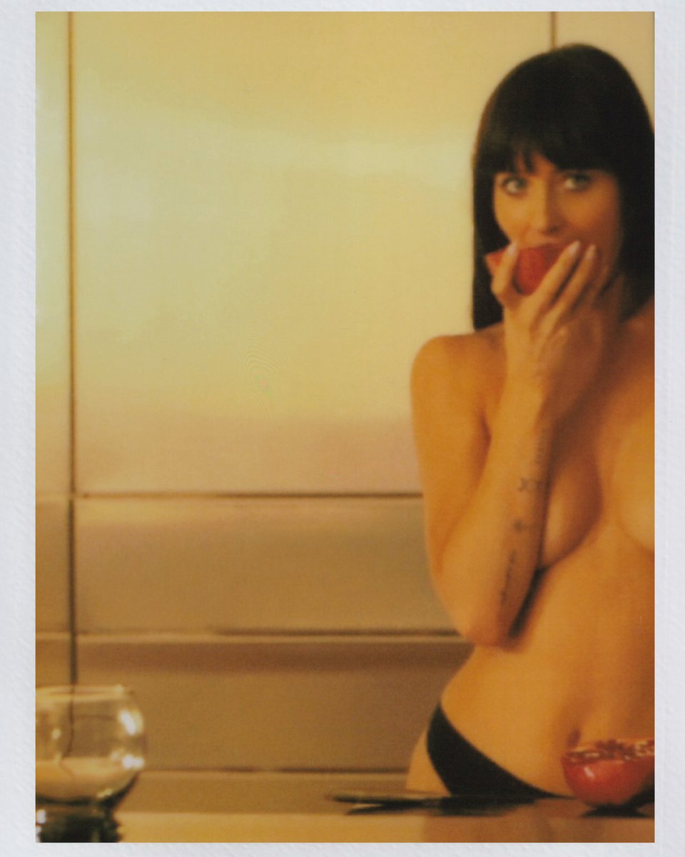 calvinklein tweet media