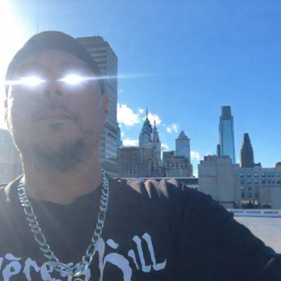 D A M I A N tweet media