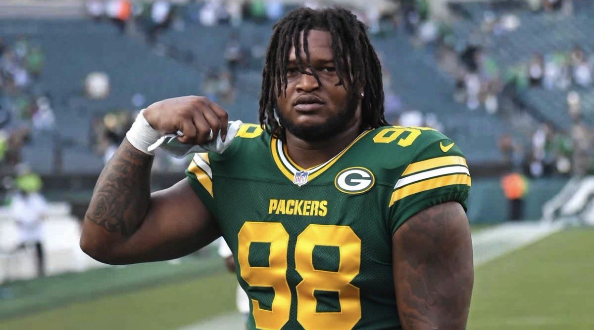 𝑨𝒏𝒕 tweet media