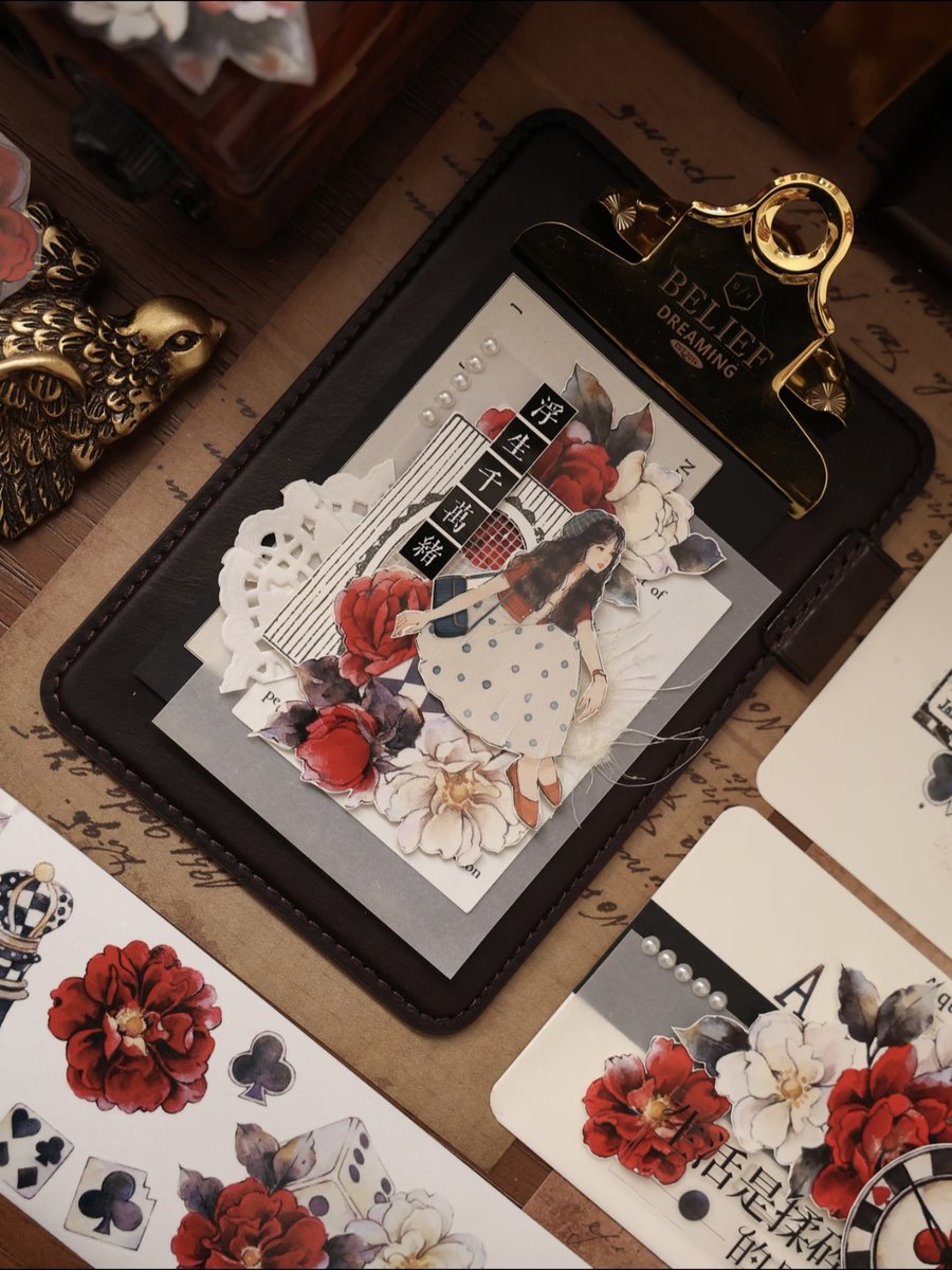 taopeach68's tweet photo. Today's collage photocards feature the cuteness of a pretty girl and the fiery allure of red.😍😍
#junkjournaling #scrapbooking #journalsay #paperart #craftsupplies #craftcommunity #pollysplace #artjournaling #artjournal #junkjournal #crafts https://t.co/OO3ZkaRcrp
