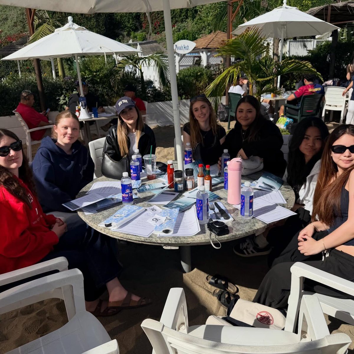 Village Christian School tweet media