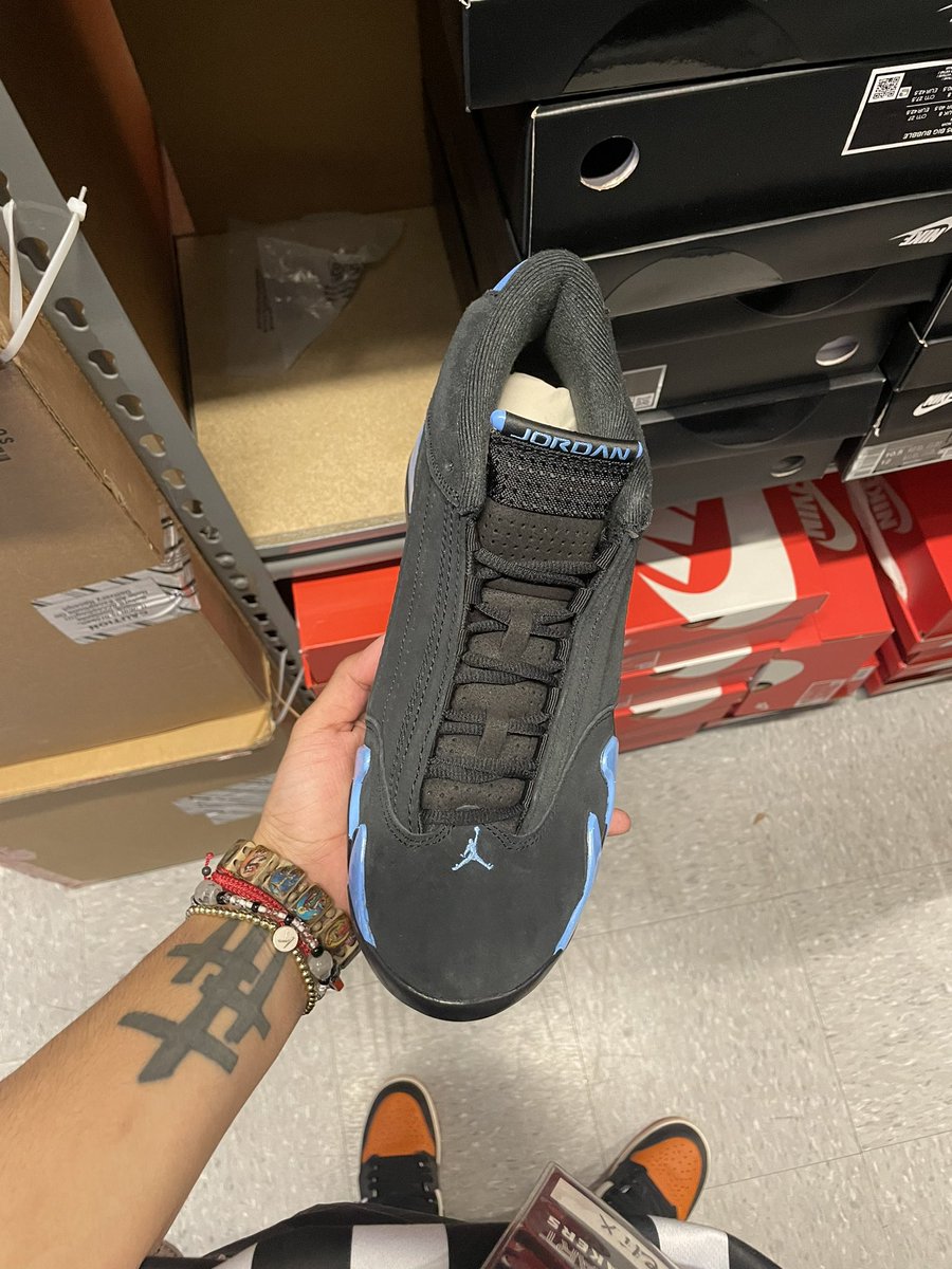 Felix4PF's tweet photo. Black university blue 14s “UNC” https://t.co/ziYwpTIw3m