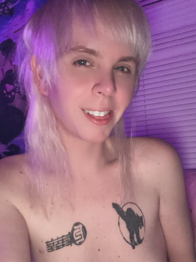 Alex St Vincent ➡️ LAS 04/01-04/7 🎈 tweet media