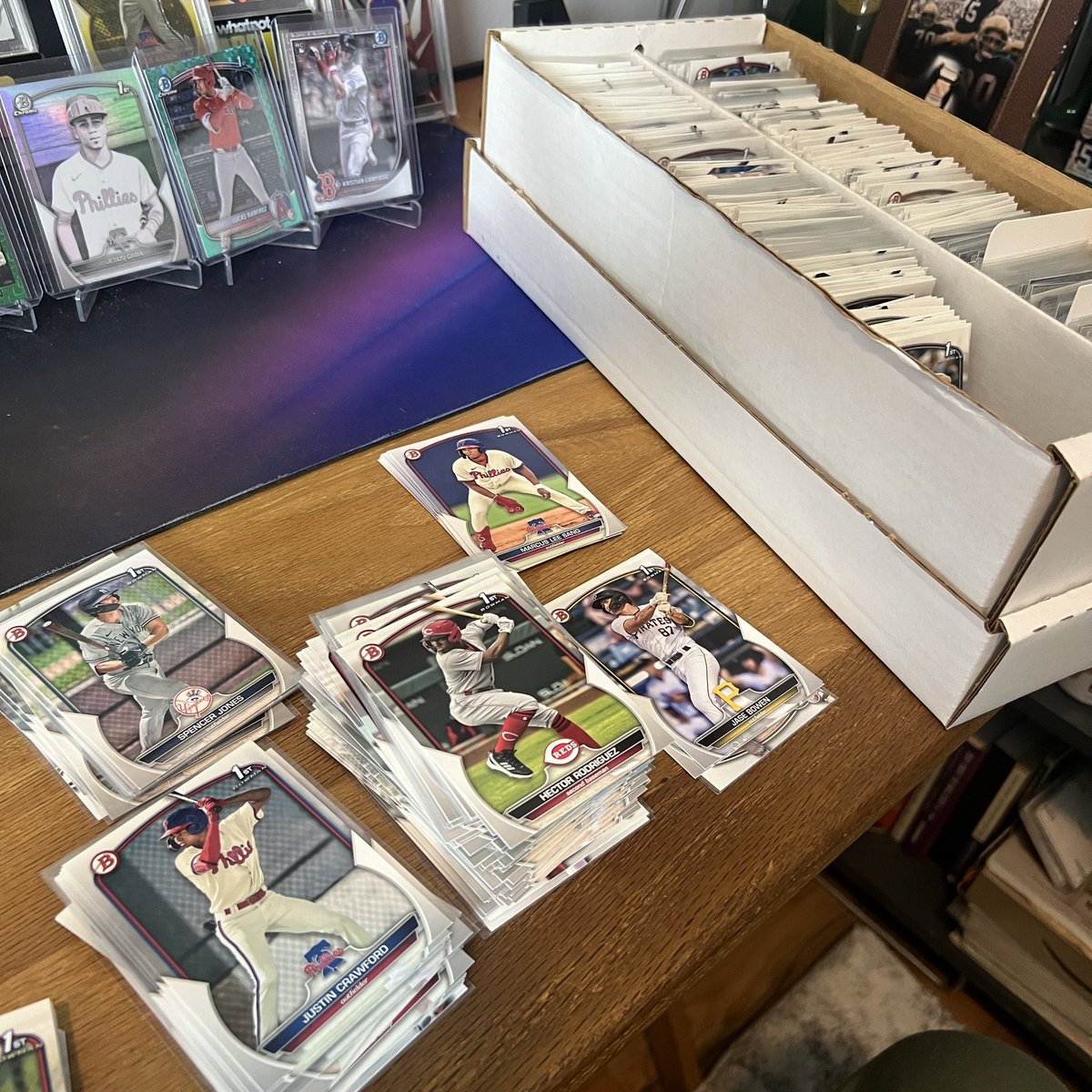 Timwalkonwater2's tweet image. With Konnor Griffin 1st Bowman Papers now selling for at least $15 it was time for a 1st Bowman Paper Box Cleansing!

Anyone else keep a box of 1st bowman papers and a box of chrome base?

#thehobby #sportscards #baseballcards #bowman