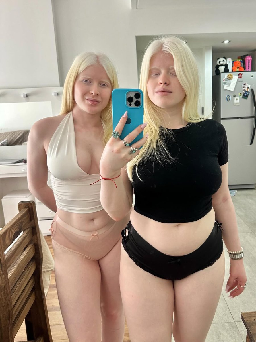 snwbeela tweet media