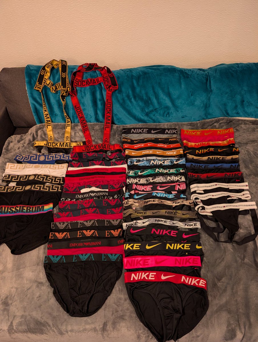 domhungtwink's tweet photo. With the majority of my underwear collection laid out in front of me, it makes me realise that my salary may not be able to support my habits as much as I'd like c': Lots of #briefs #jockstraps and #boxers though. #calvinklein #gay #underwear https://t.co/L919FKGAut