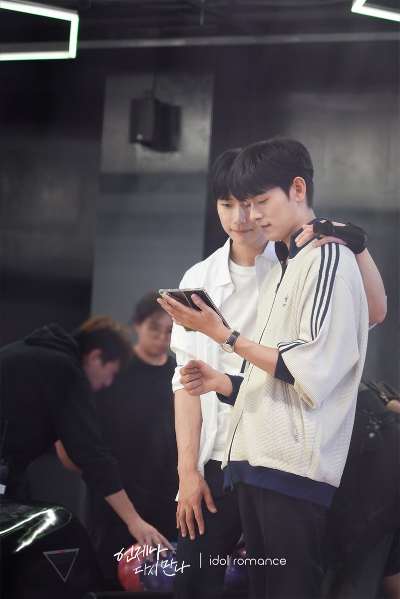 청춘 판타지 로맨스
[언제나 다시 만나 | Always Meet Again]

3&amp;4화 스틸 공개📸

달달함 뒤 눈물 한 방울?
단짠 충전해 줄 3&amp;4화 다가오는 중!

매주 목요일 저녁 6시 2화 방송
🇰🇷 Heavenly | 🇯🇵 fujitv FOD | 🇺🇸 iQIYI | GagaOOLala | 🇹🇼 LINE TV

#언제나다시만나 #AlwaysMeetAgain #언다만