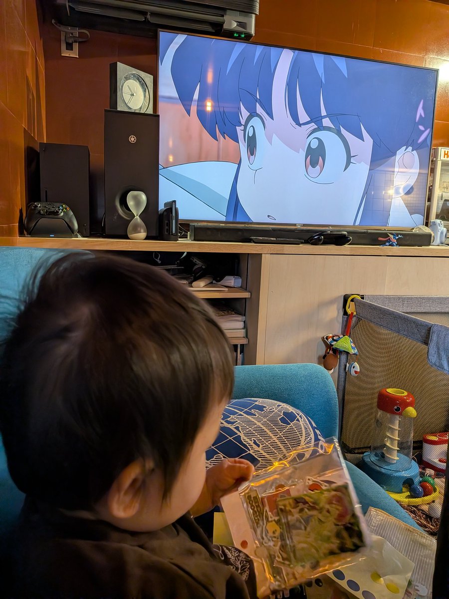 アマプラでらんまみれるようになってることに気づいていまさら新アニメみてる　赤ちゃんが階段ブームすぎて全然落ち着いてみれないけれど😇