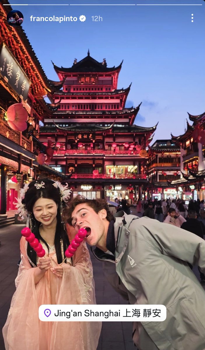 noirse_44's tweet photo. It looks like nobody is having a better time in China than Franco https://t.co/tVV5OaKxUB