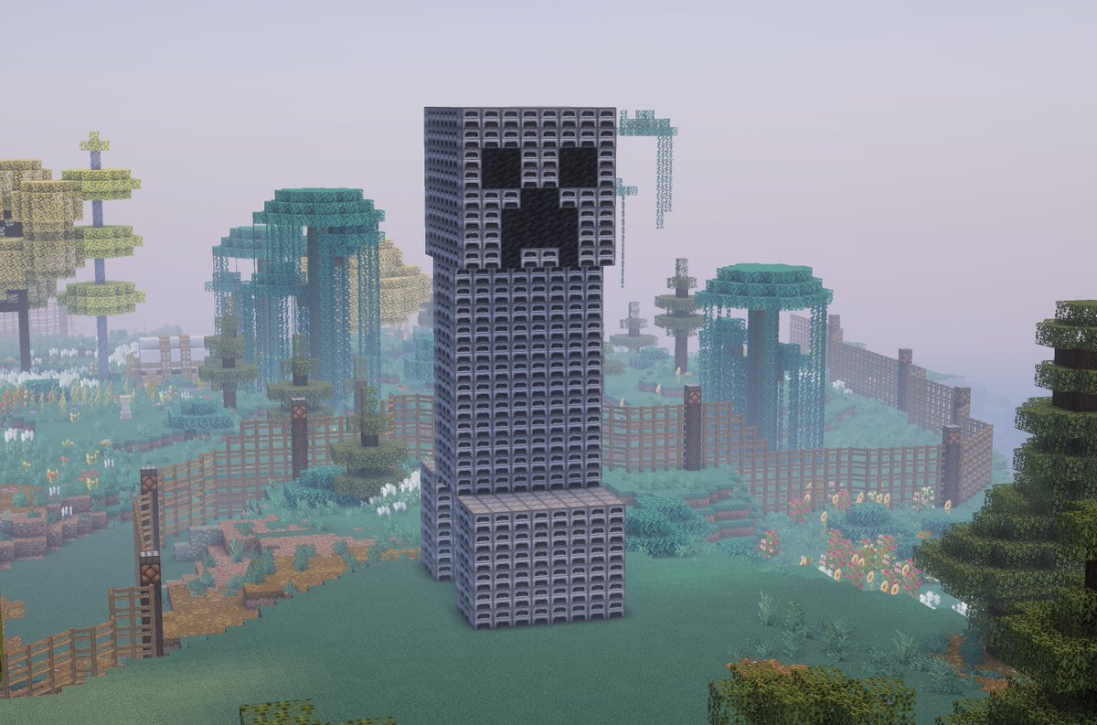 TurtleKingO7O's tweet photo. Perfect use of my time. #Minecraft #MinecraftBuild #Creeper https://t.co/8TPa0mb6dh