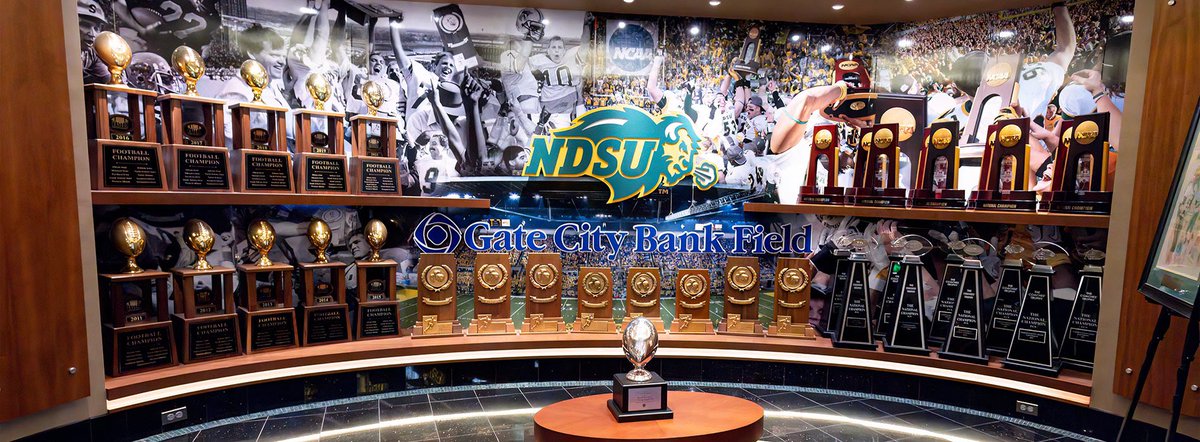 Luke Stansell 🏈⚾️ tweet media